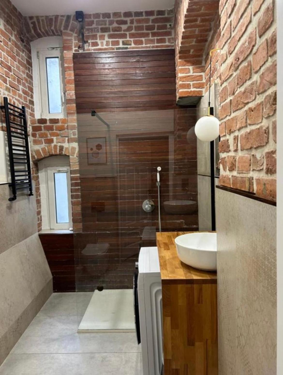 Gingerbread Hostel Torun Bagian luar foto
